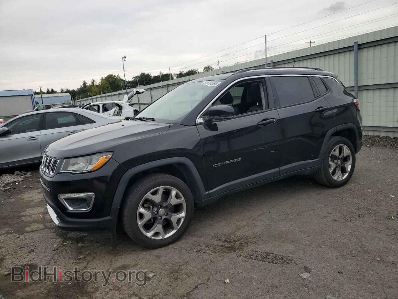 Фотография 3C4NJDCB9JT435773 - JEEP COMPASS 2018