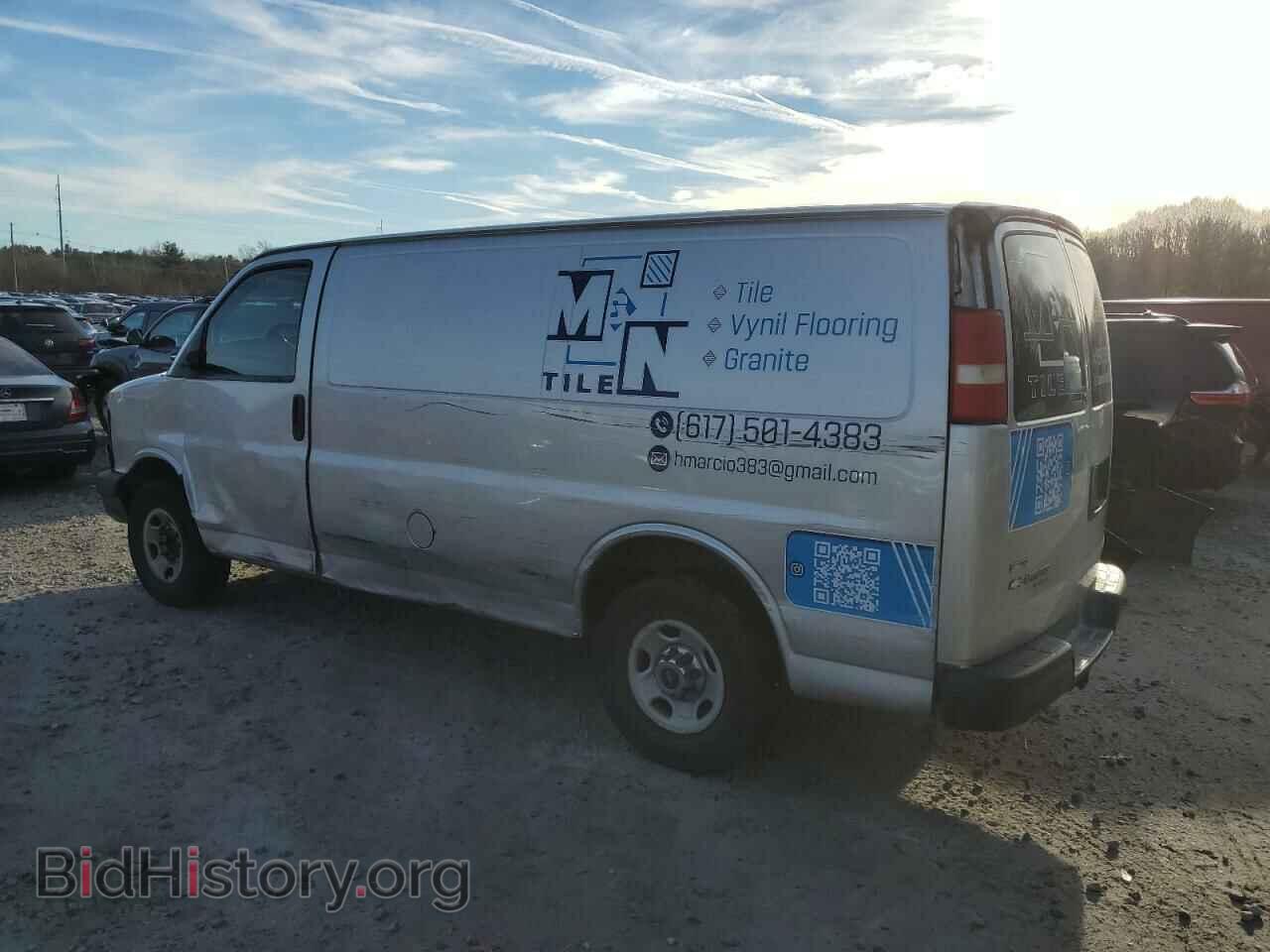 2011 CHEVROLET EXPRESS - VIN: 1GCWGFCA5B1184944 - Фото 2