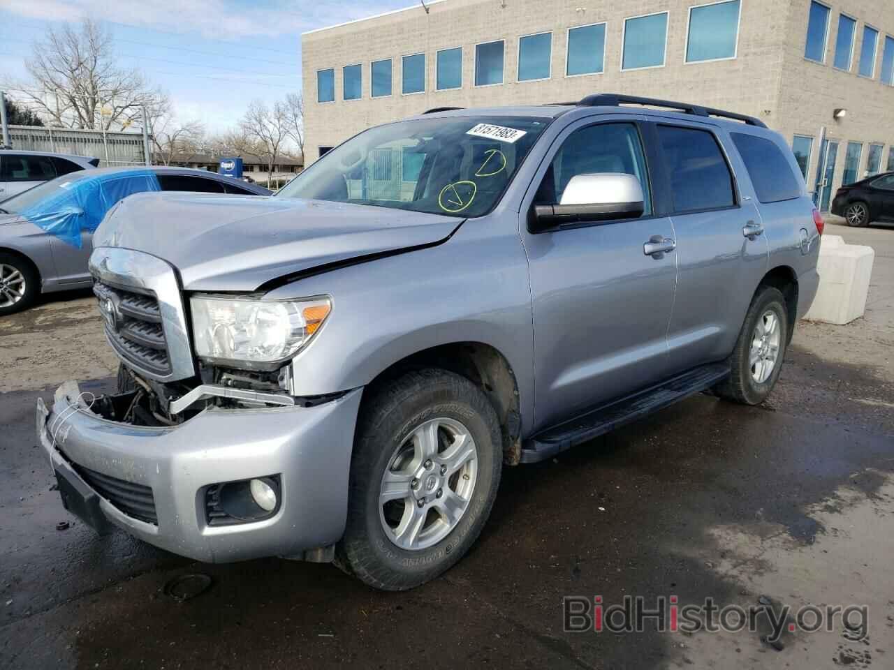 Photo 5TDBY5G1XBS048053 - TOYOTA SEQUOIA 2011