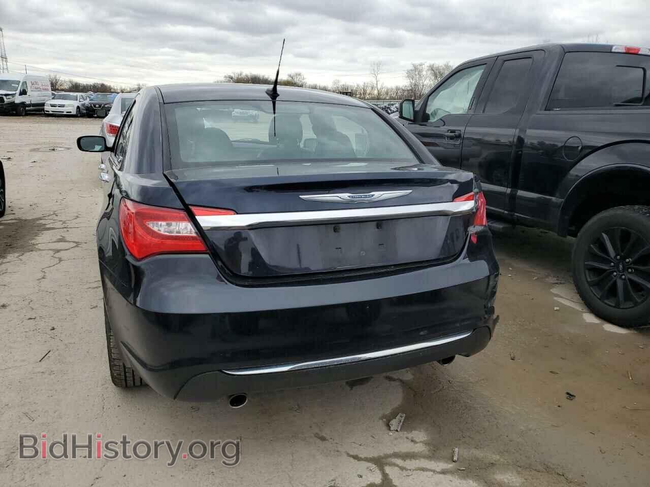 2011 CHRYSLER 200 - VIN: 1C3BC2FGXBN525464 - Фото 6