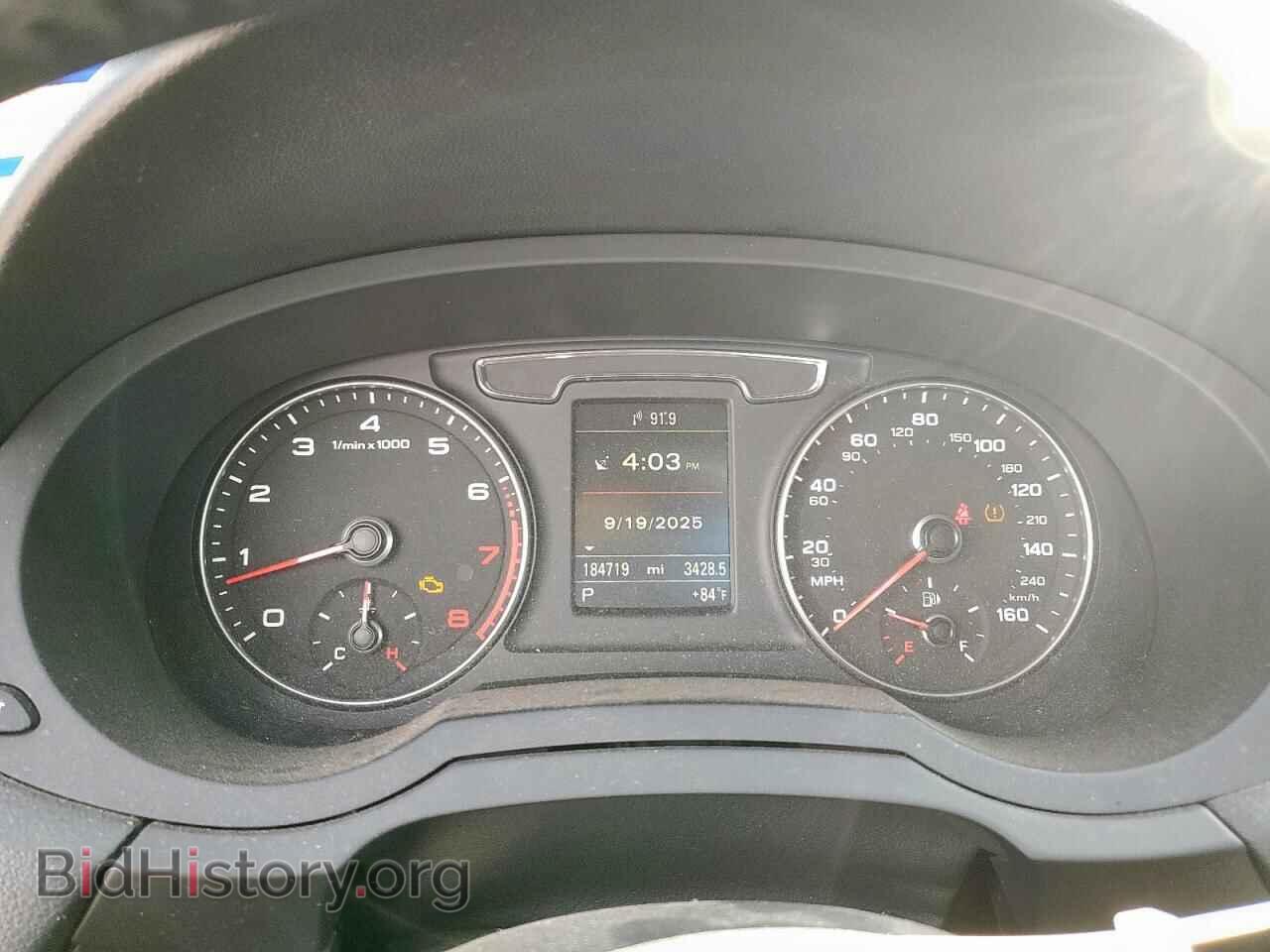 2016 AUDI Q3 - VIN: WA1EFCFS9GR006295 - Фото 9
