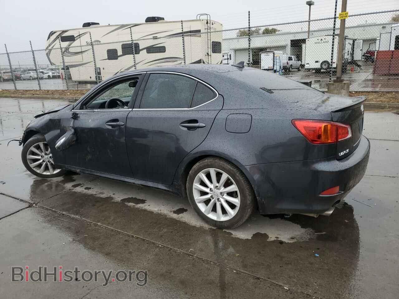 2010 LEXUS IS - VIN: JTHBF5C22A5114621 - Photo 2