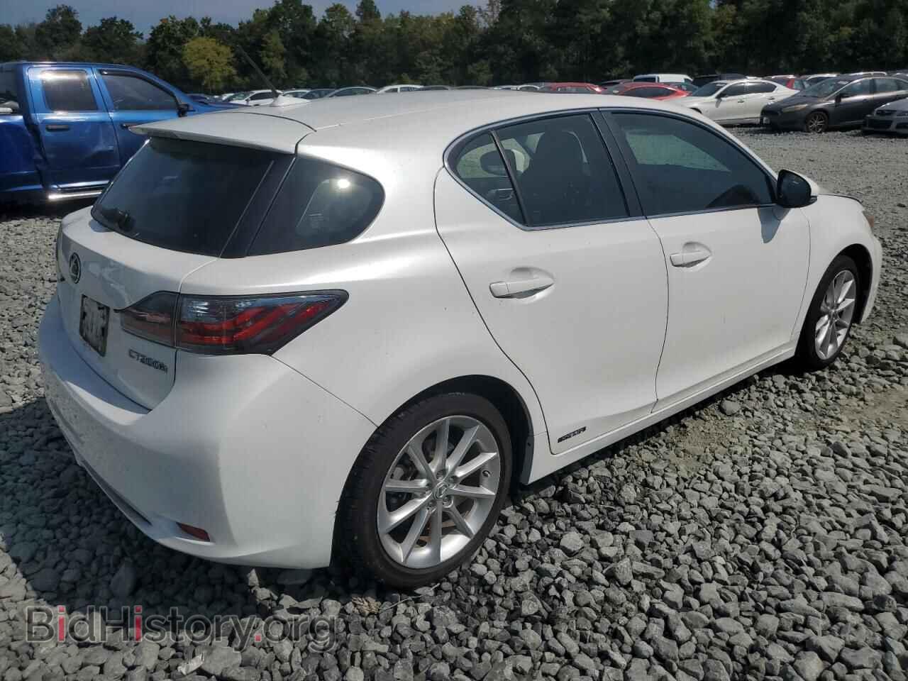 2012 LEXUS CT 200 - VIN: JTHKD5BH3C2057488 - Photo 3