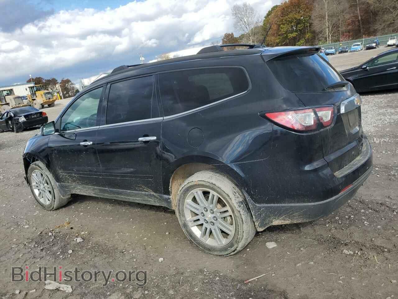 2013 CHEVROLET TRAVERSE - VIN: 1GNKRGKD3DJ106845 - Фото 2