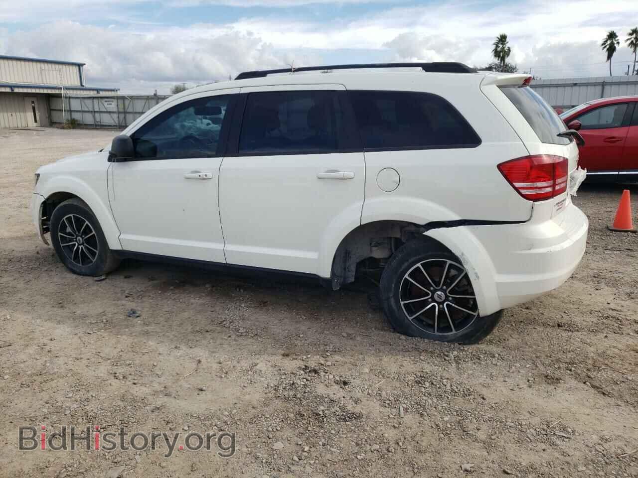 2018 DODGE JOURNEY - VIN: 3C4PDCAB2JT507846 - Фото 2
