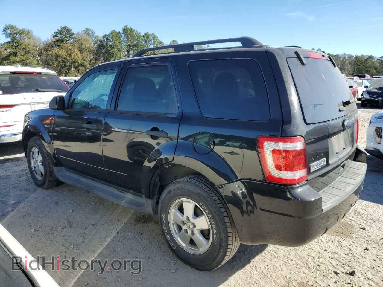 2011 FORD ESCAPE - VIN: 1FMCU9D71BKC35846 - Фото 2