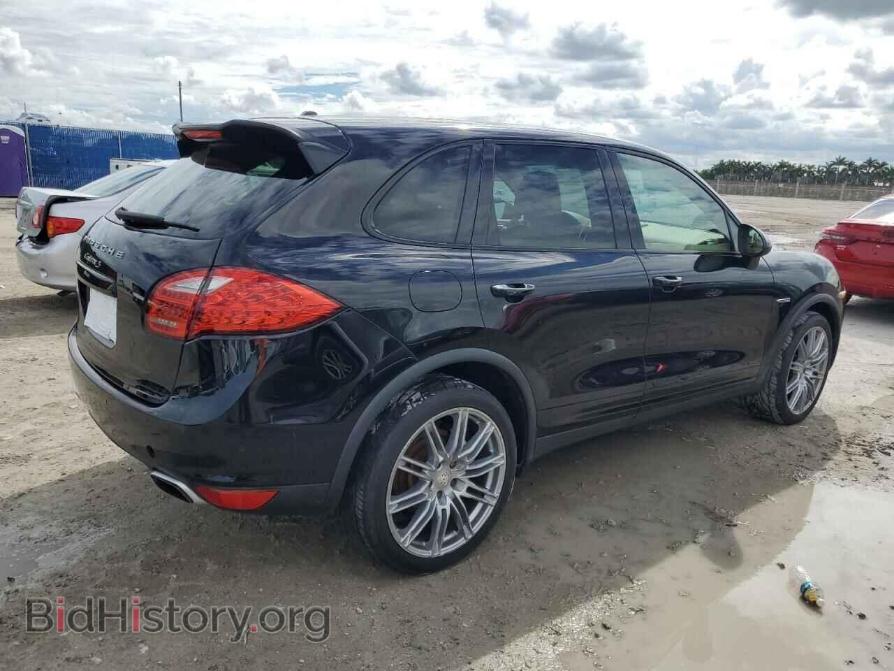 2011 PORSCHE CAYENNE - VIN: WP1AE2A29BLA92548 - Фото 3