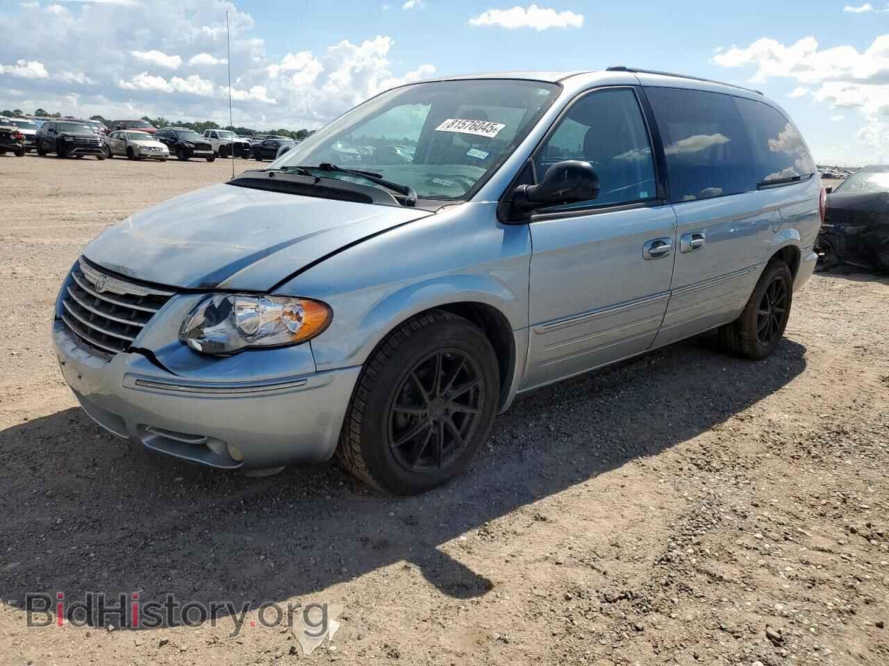 Photo 2C8GP64L35R337310 - CHRYSLER MINIVAN 2005