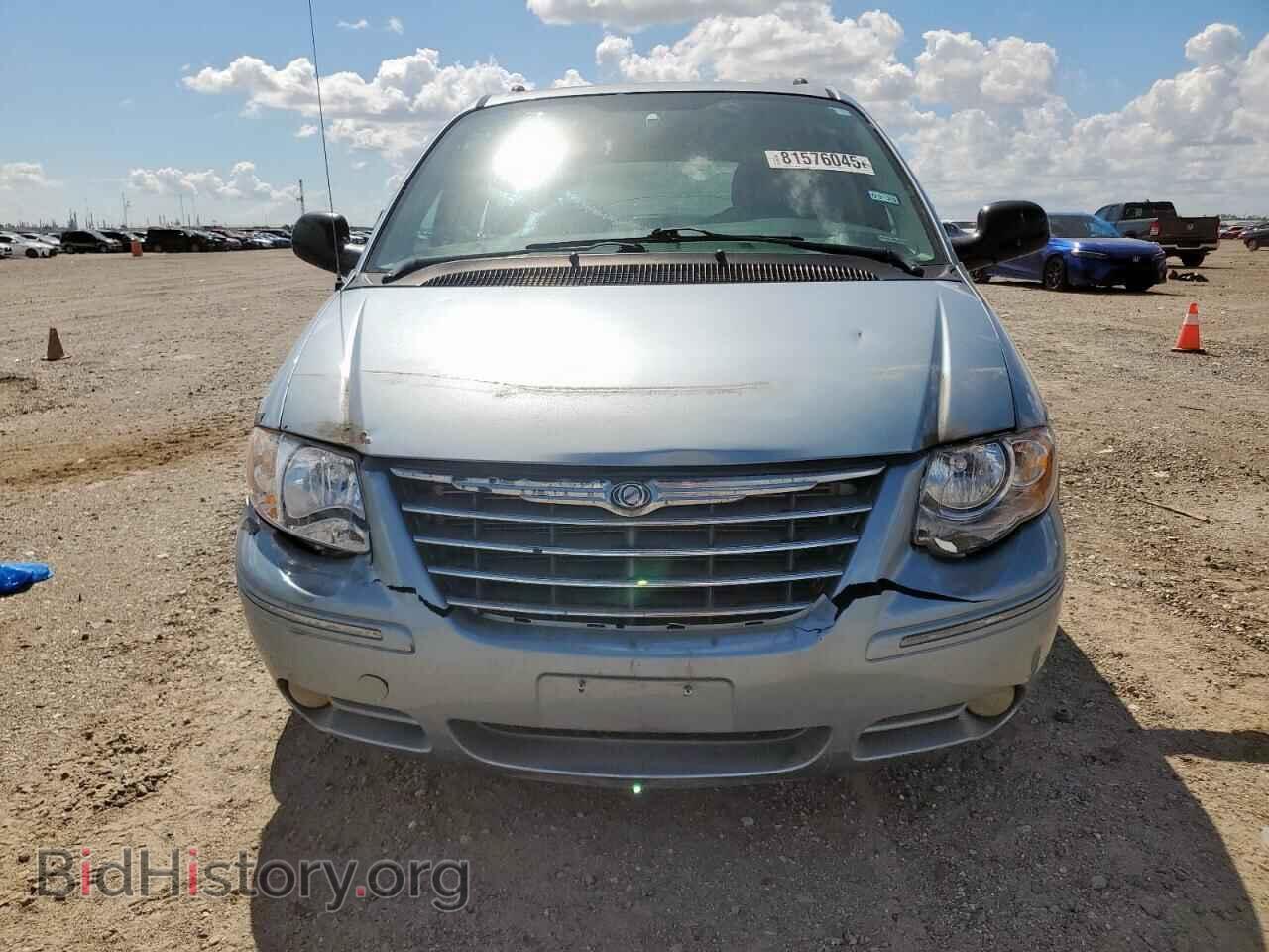 2005 CHRYSLER MINIVAN - VIN: 2C8GP64L35R337310 - Photo 5