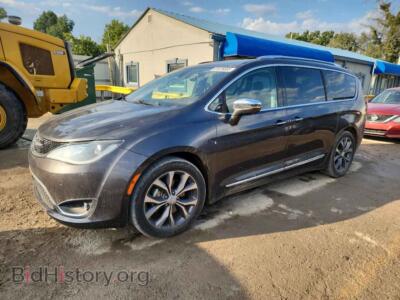 2017 Chrysler PACIFICA Limited, gray — VIN 2C4RC1GG8HR531696, Copart