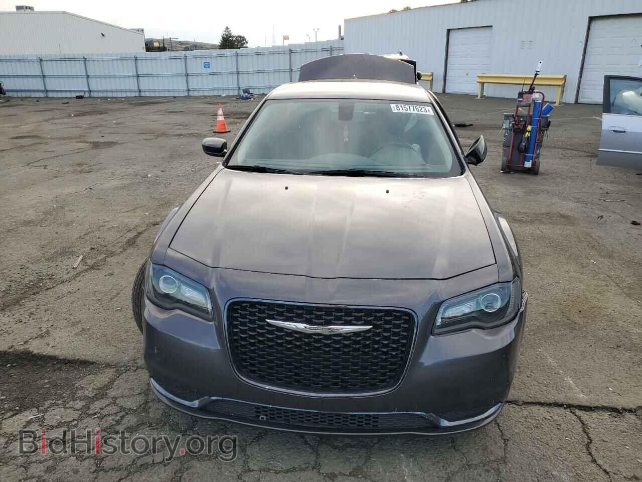 2019 CHRYSLER 300 - VIN: 2C3CCAAG9KH740655 - Фото 5