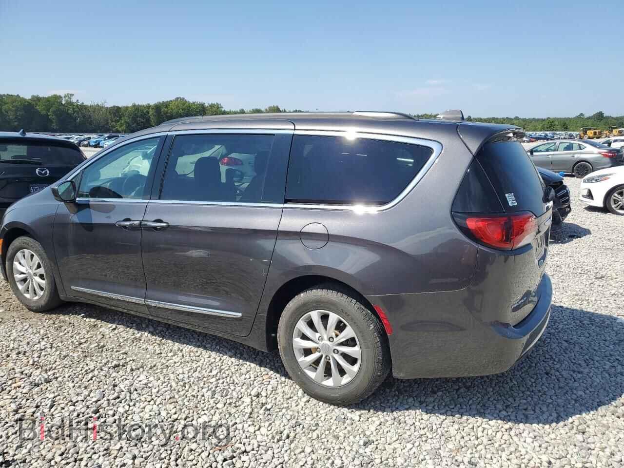 2017 CHRYSLER PACIFICA - VIN: 2C4RC1BG4HR667489 - Photo 2