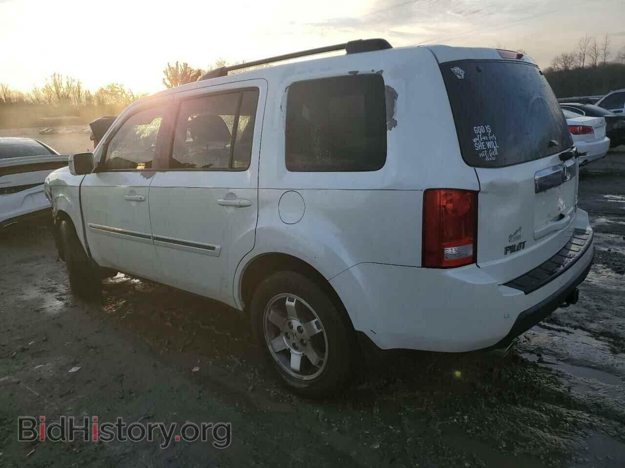 2011 HONDA PILOT - VIN: 5FNYF4H98BB106891 - Фото 2