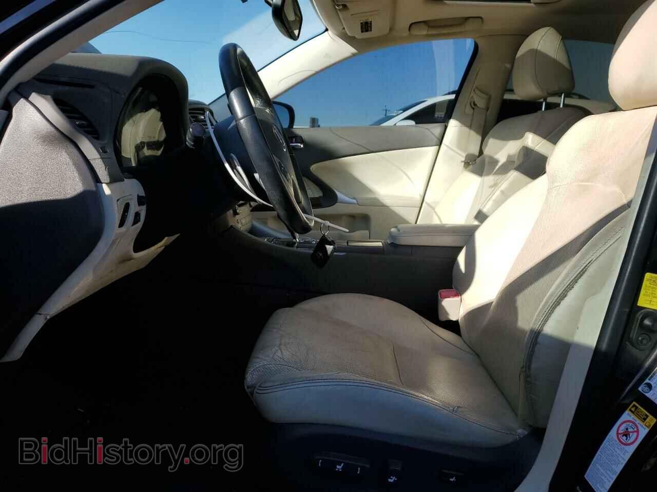 2012 LEXUS IS - VIN: JTHBF5C20C5179261 - Photo 7