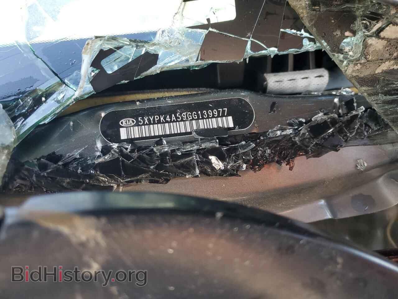2016 KIA SORENTO - VIN: 5XYPK4A59GG139977 - Фото 13