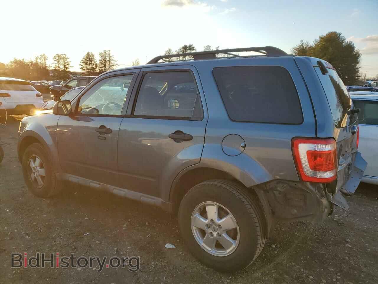2011 FORD ESCAPE - VIN: 1FMCU0D75BKC69915 - Фото 2