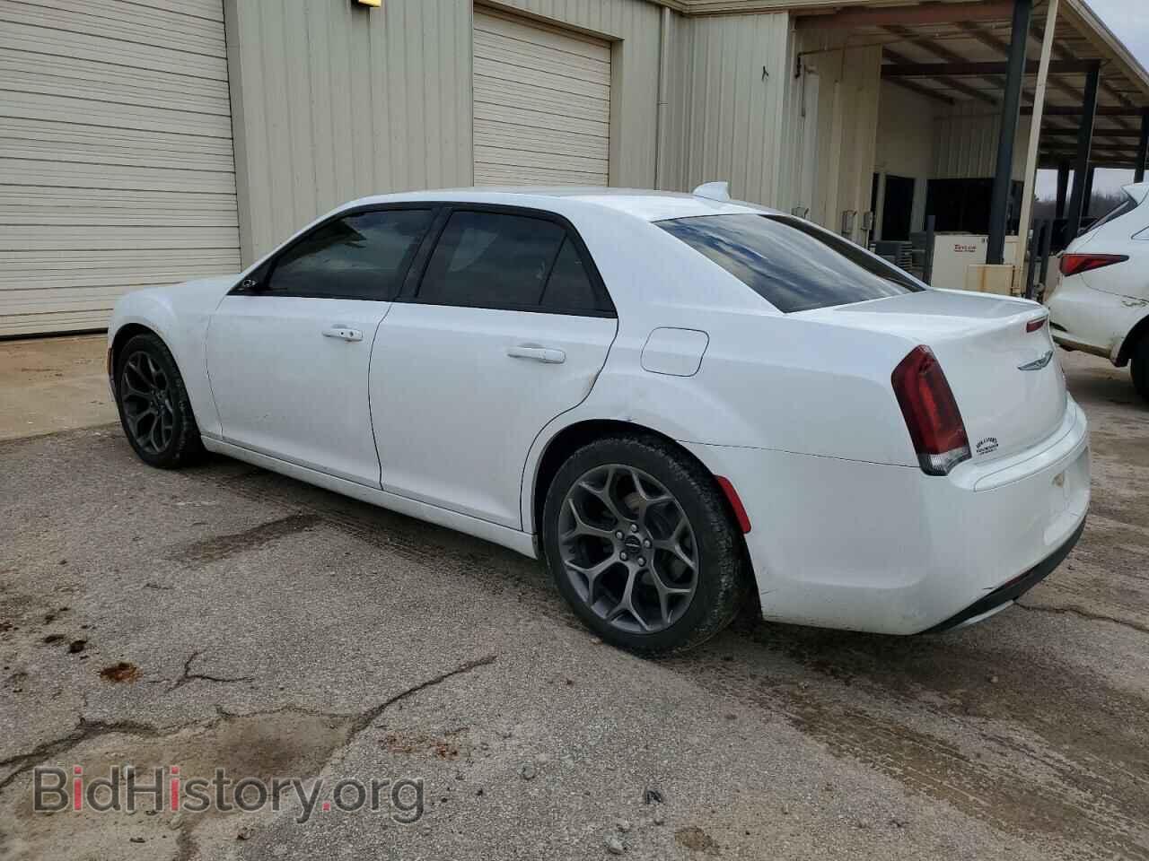 2015 CHRYSLER 300 - VIN: 2C3CCABG1FH903948 - Фото 2