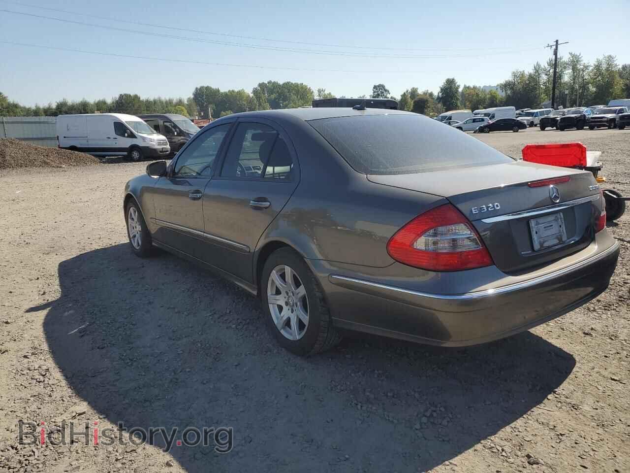 2008 MERCEDES-BENZ E-CLASS - VIN: WDBUF22X68B317009 - Фото 2