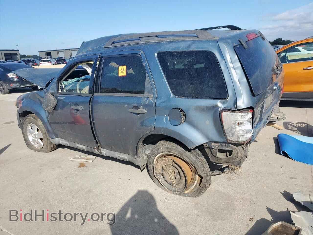 2010 FORD ESCAPE - VIN: 1FMCU0D70AKB00822 - Фото 2