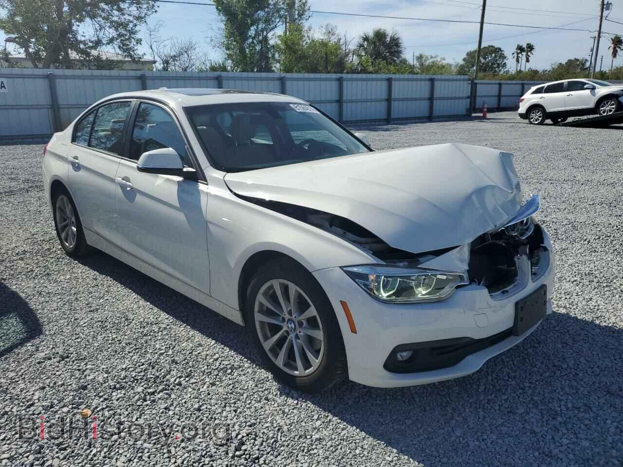 2018 BMW 3 SERIES - VIN: WBA8A3C59JA487166 - Photo 4