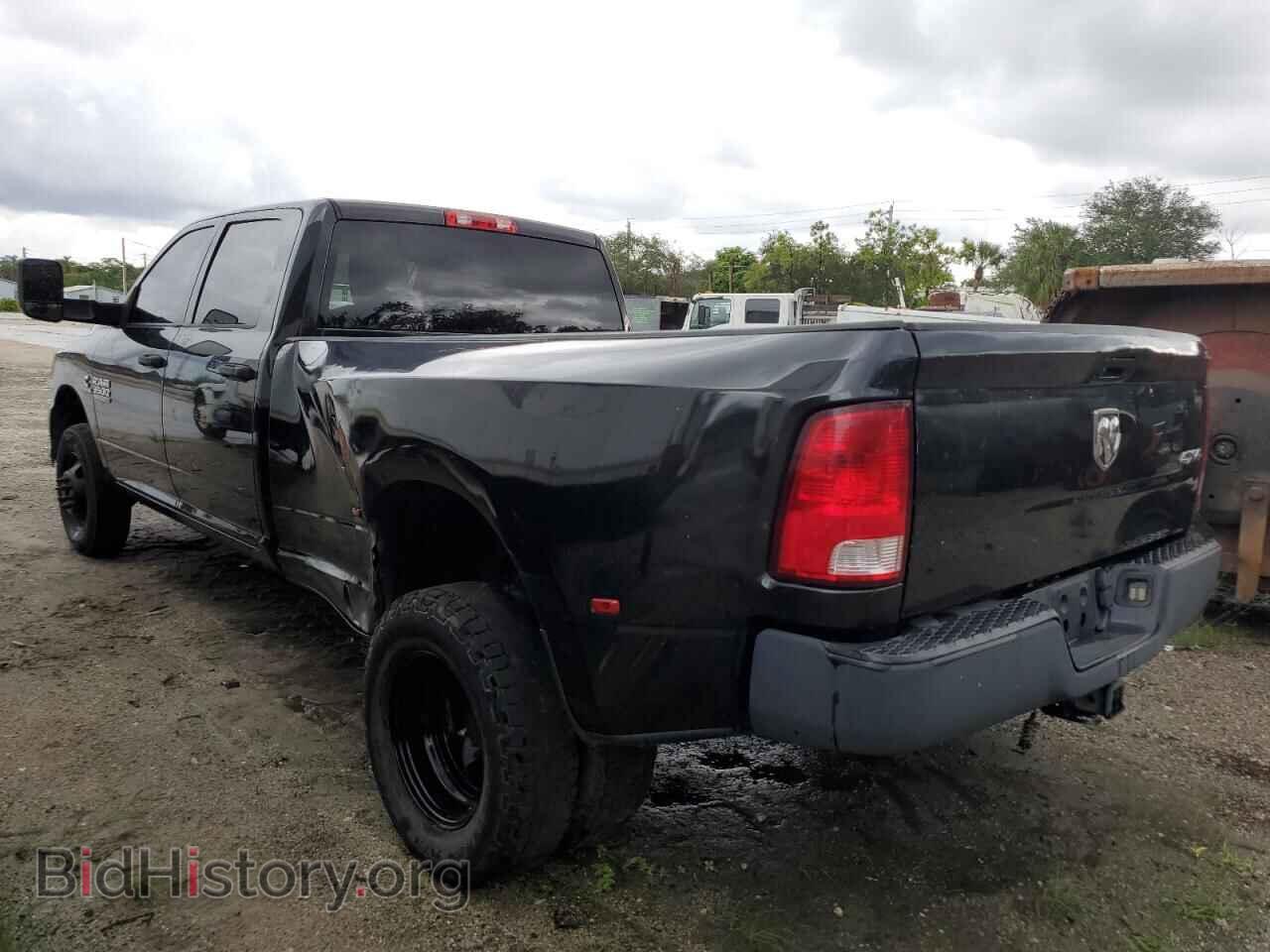 2018 RAM All Models - VIN: 3C63RRGL0JG305154 - Photo 2