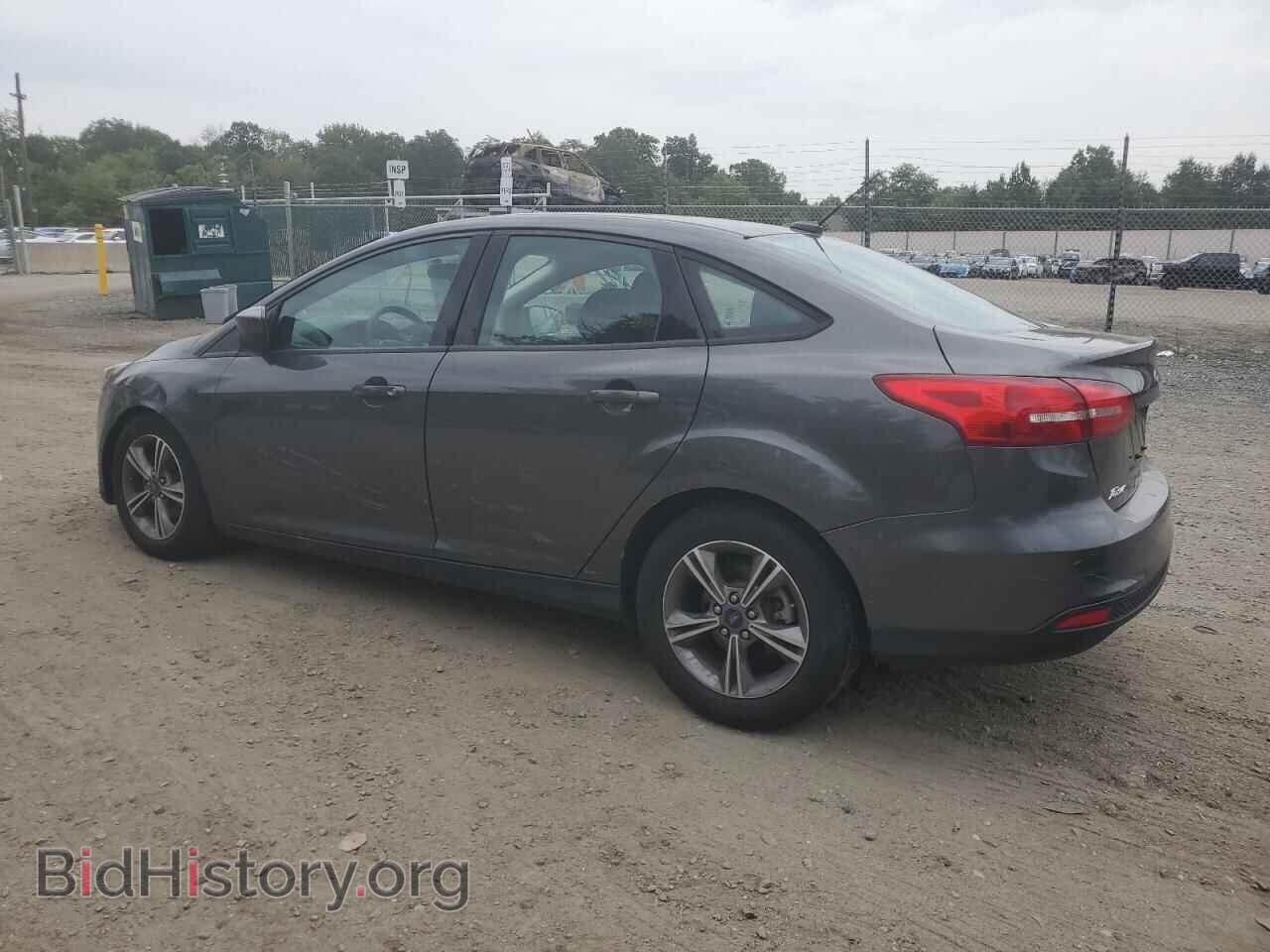 2018 FORD FOCUS - VIN: 1FADP3FE8JL256717 - Фото 2