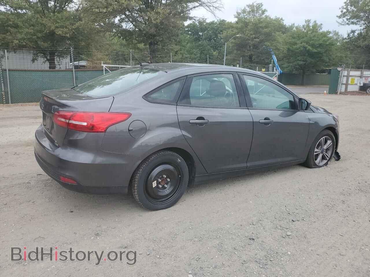 2018 FORD FOCUS - VIN: 1FADP3FE8JL256717 - Фото 3