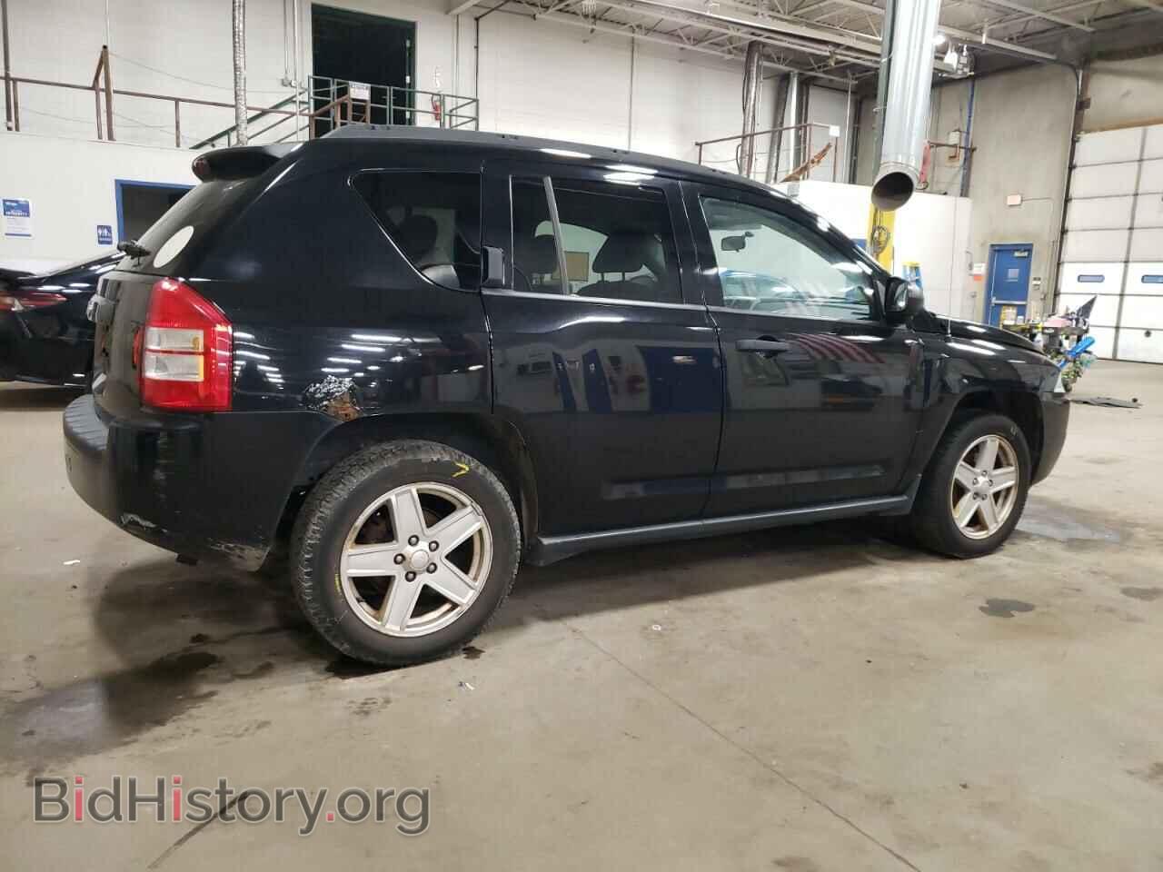 2007 JEEP COMPASS - VIN: 1J8FT47WX7D249811 - Фото 3