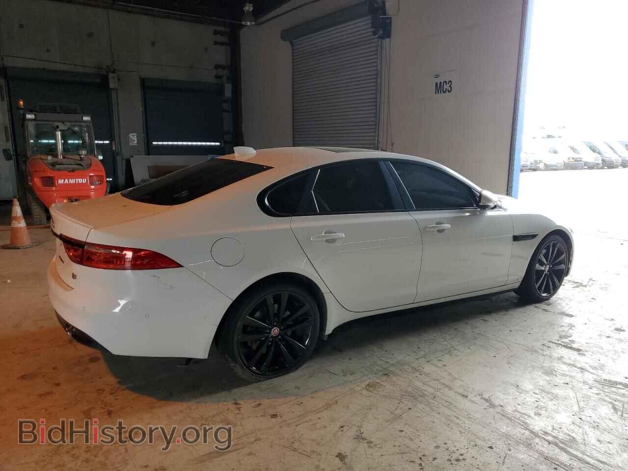 2016 JAGUAR XF - VIN: SAJBG4BVXGCY05583 - Фото 3