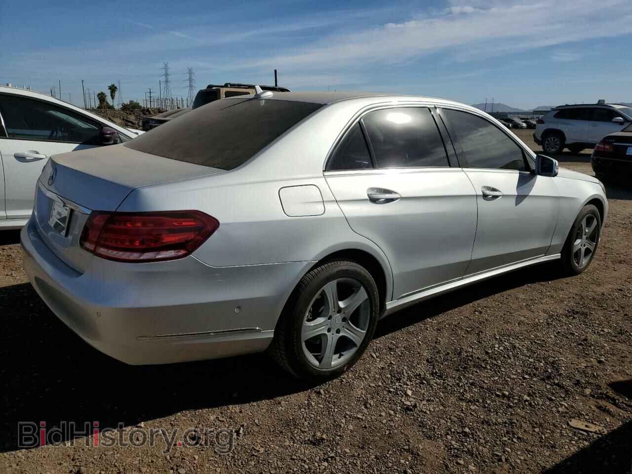 2014 MERCEDES-BENZ E-CLASS - VIN: WDDHF5KB8EA865271 - Фото 3