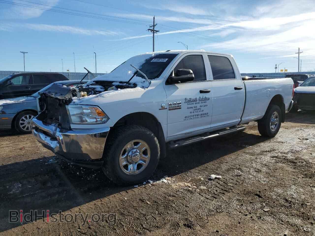 Photo 3C6UR5HL5FG632555 - RAM All Models 2015