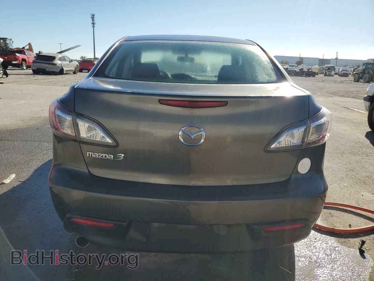 2011 MAZDA 3 - VIN: JM1BL1VF8B1459499 - Фото 6