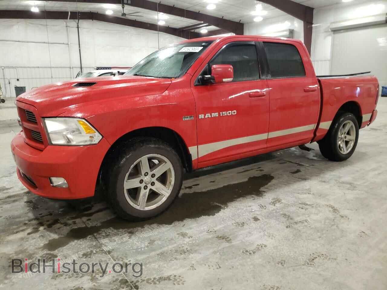 Photo 1D7RV1CT2BS590333 - DODGE All Models 2011