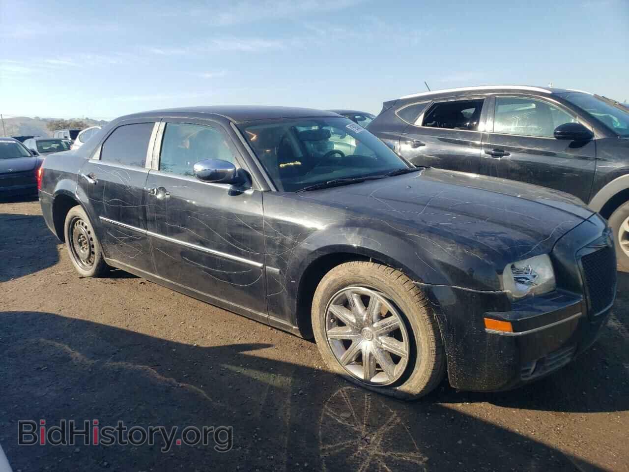 2010 CHRYSLER 300 - VIN: 2C3CA5CV3AH211385 - Фото 4