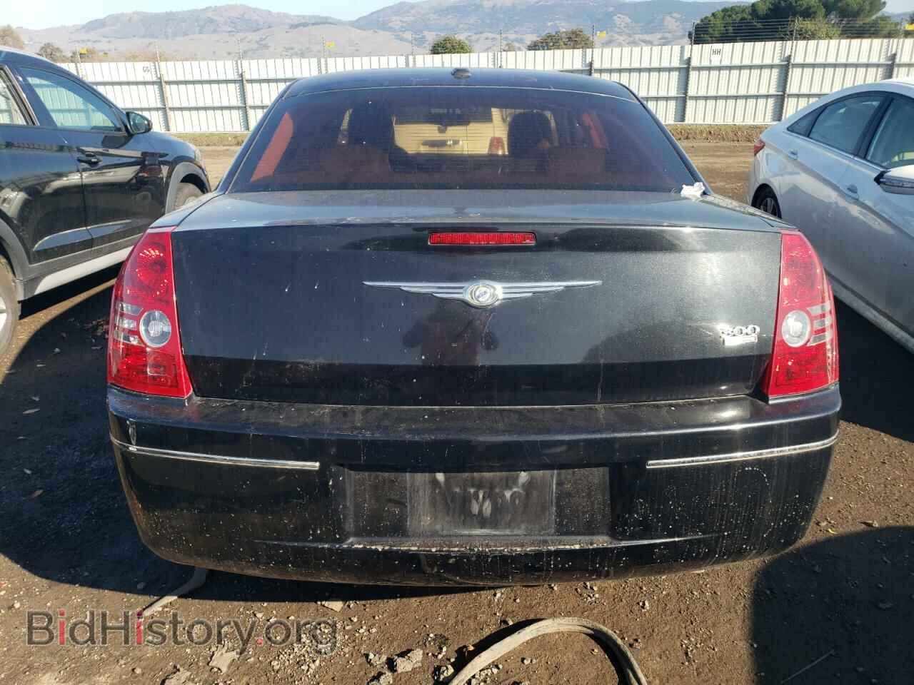 2010 CHRYSLER 300 - VIN: 2C3CA5CV3AH211385 - Фото 6