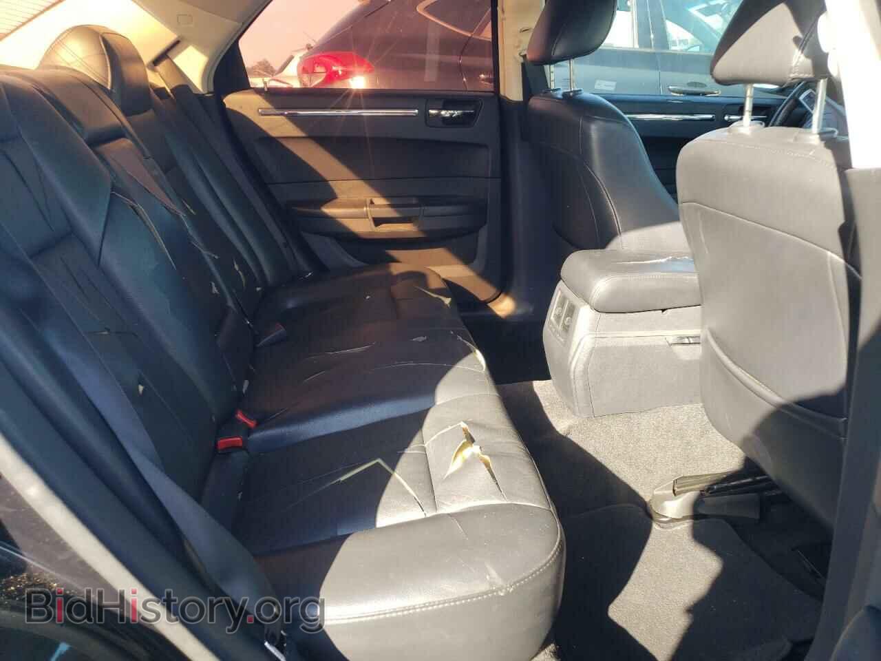 2010 CHRYSLER 300 - VIN: 2C3CA5CV3AH211385 - Фото 10