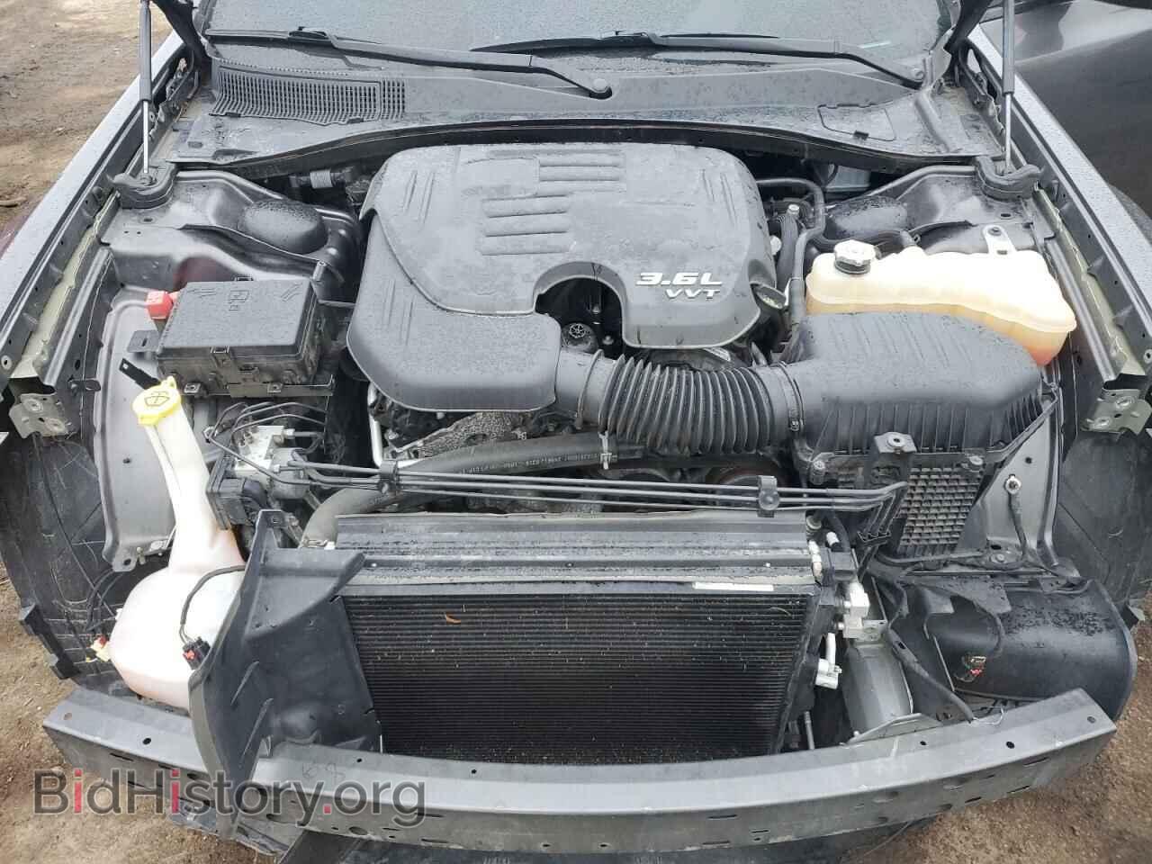 2019 CHRYSLER 300 - VIN: 2C3CCABG7KH618133 - Фото 11