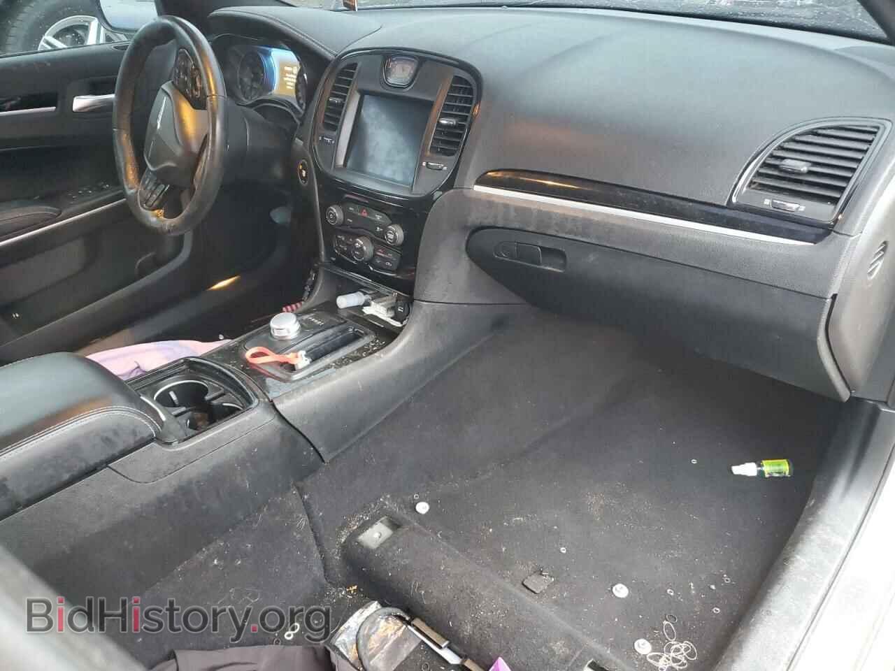 2019 CHRYSLER 300 - VIN: 2C3CCABG7KH618133 - Фото 8
