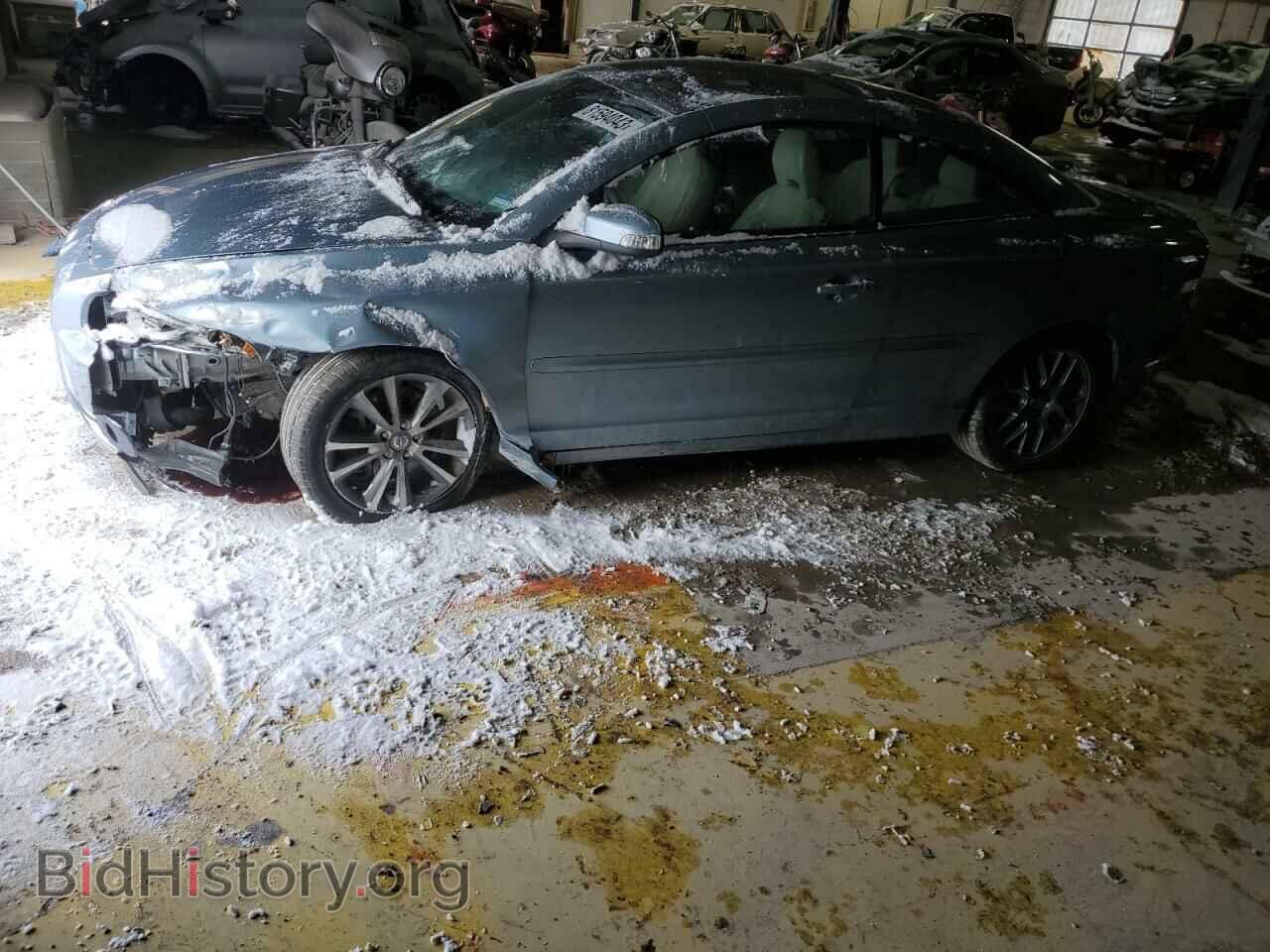Photo YV1672MC7AJ093191 - VOLVO C70 2010