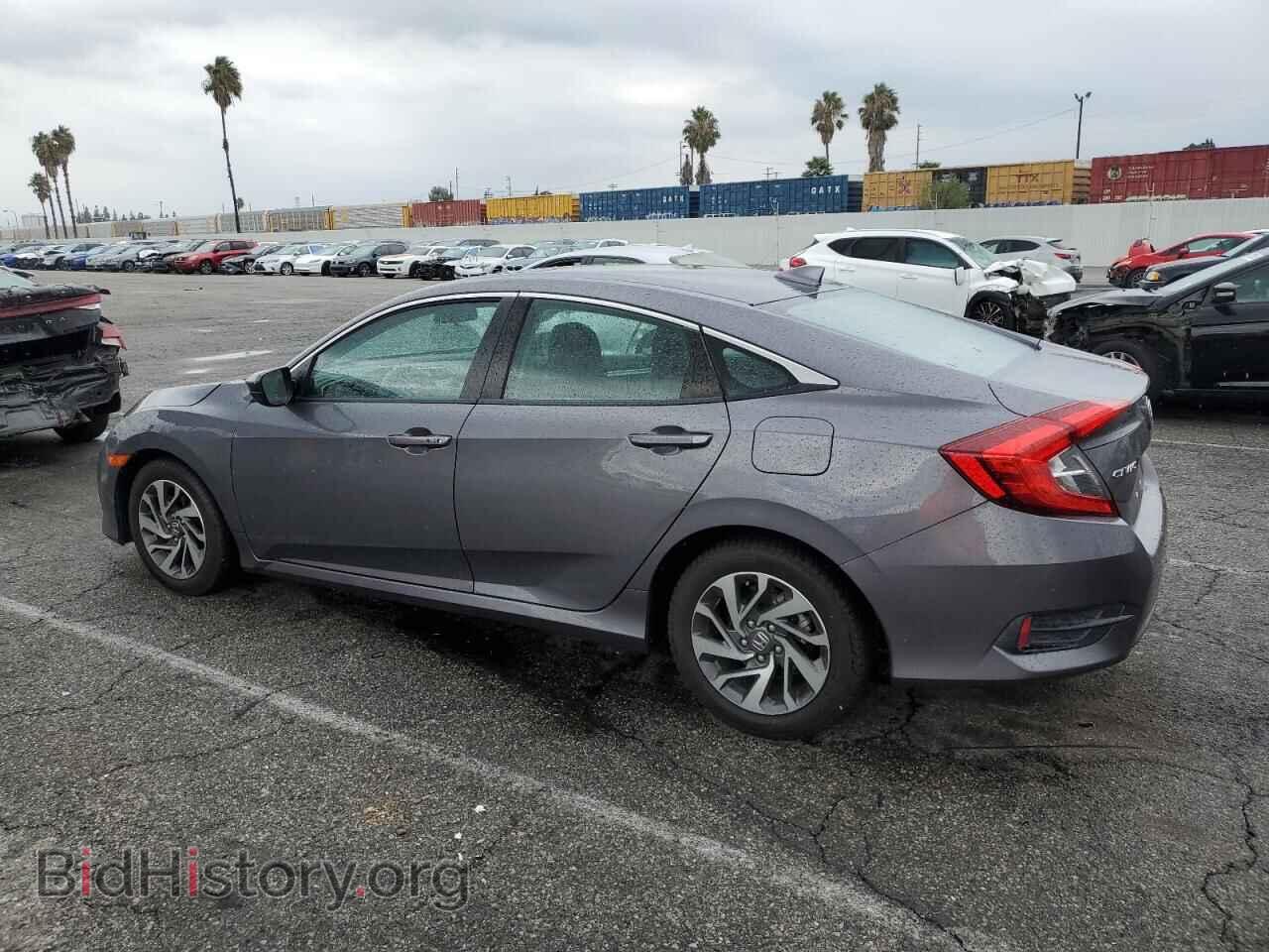 2018 HONDA CIVIC - VIN: 2HGFC2F77JH532670 - Фото 2