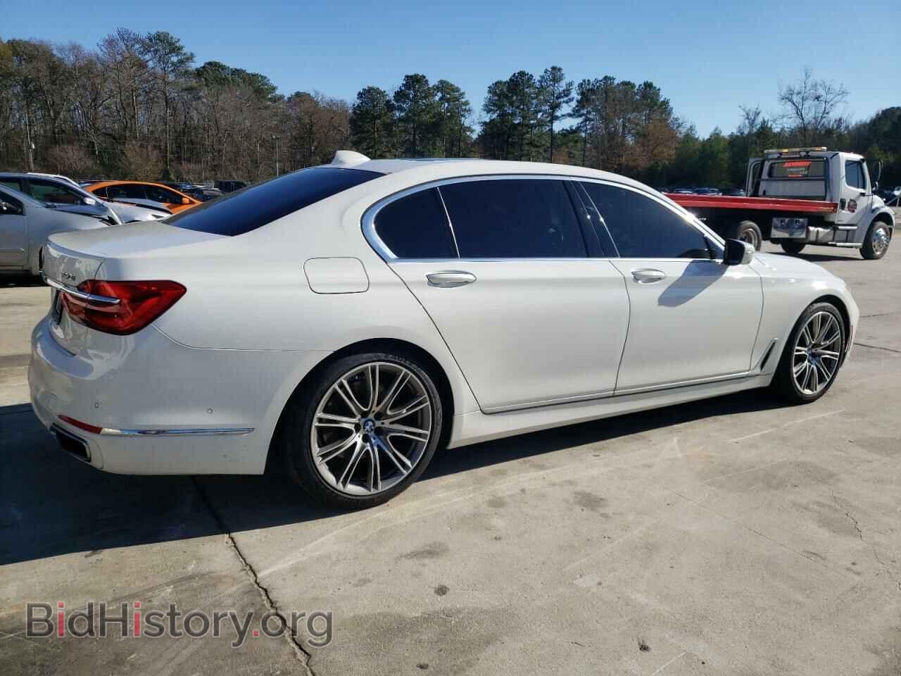 2016 BMW 7 SERIES - VIN: WBA7F2C53GG415893 - Фото 3