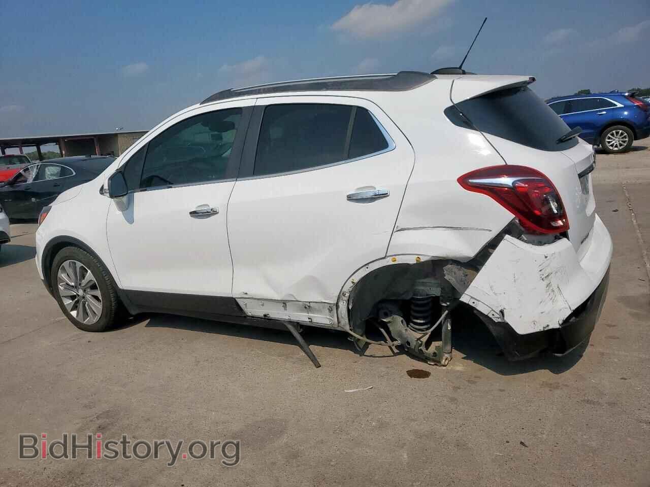 2018 BUICK ENCORE - VIN: KL4CJASB2JB709950 - Photo 2