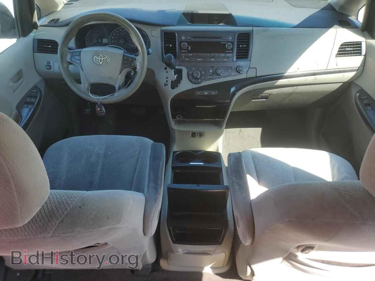 2011 TOYOTA All Models - VIN: 5TDKK3DC5BS044777 - Фото 8
