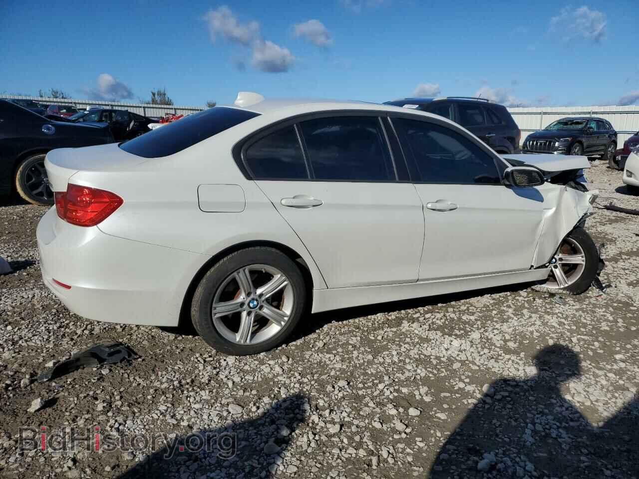 2013 BMW 3 SERIES - VIN: WBA3B3C57DF532703 - Фото 3