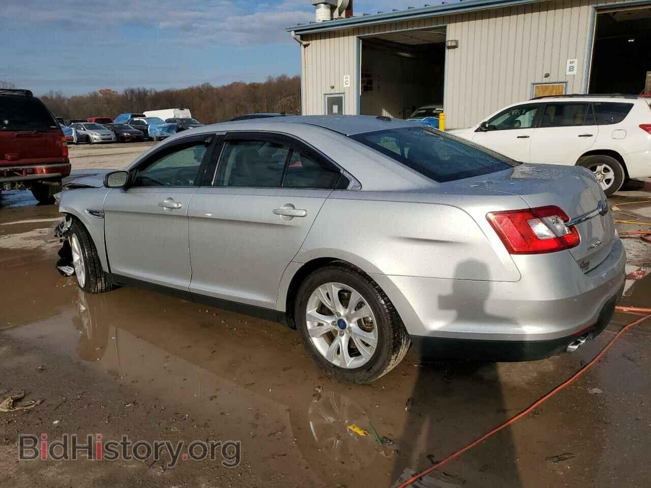 2010 FORD TAURUS - VIN: 1FAHP2EW2AG131971 - Фото 2