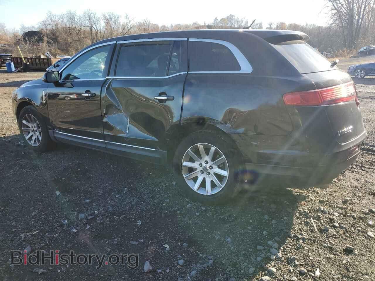 2014 LINCOLN MKT - VIN: 2LMHJ5NK9EBL53883 - Фото 2