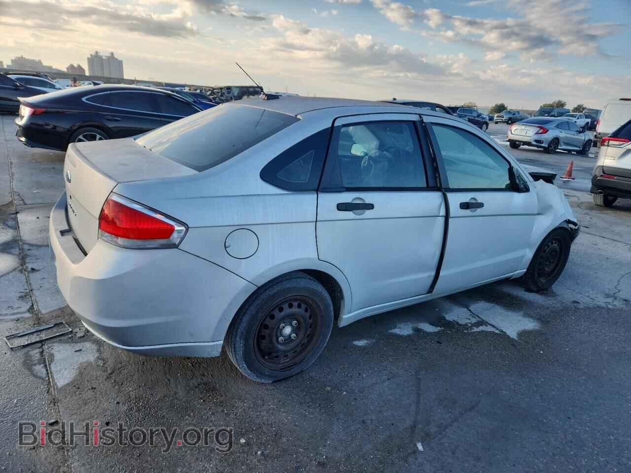 2009 FORD FOCUS - VIN: 1FAHP34N09W258072 - Фото 3