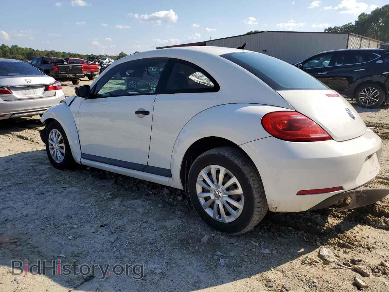 2012 VOLKSWAGEN BEETLE - VIN: 3VWFP7AT5CM644292 - Фото 2