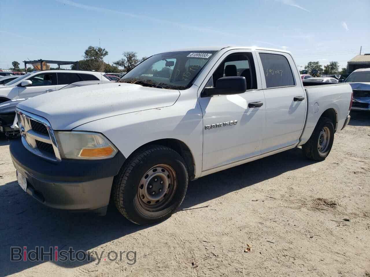 Photo 1D7RB1CP4BS582388 - DODGE All Models 2011