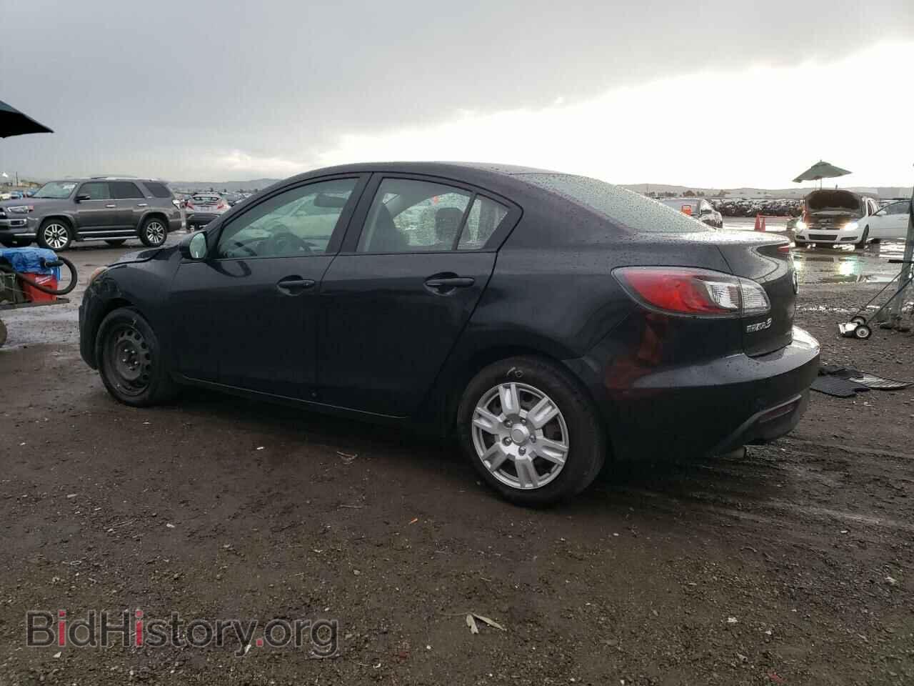 2011 MAZDA 3 - VIN: JM1BL1UG1B1490104 - Фото 2